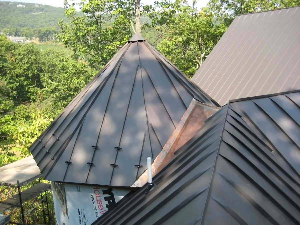 Professional Gutter Cleaning by Craftsman Roofing in Shorewood